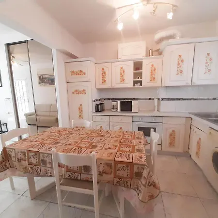 Palais Des Iles Apartment